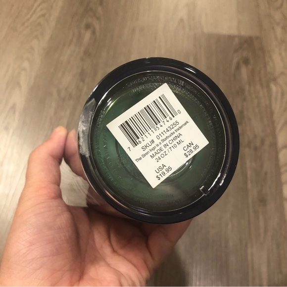 Starbucks Iridescent Oil Slick Cold Cup New Multicolor Venti 24oz 2023 *flaw* - Picture 6 of 6